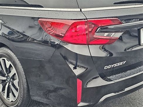 Used 2025 Honda Odyssey EX-L image 14