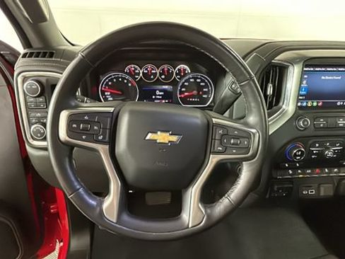 Used 2021 Chevrolet Silverado 1500 LT AWD/4WD image 14