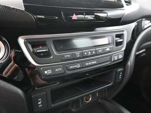 Used 2017 Honda Ridgeline RTL-E image 24