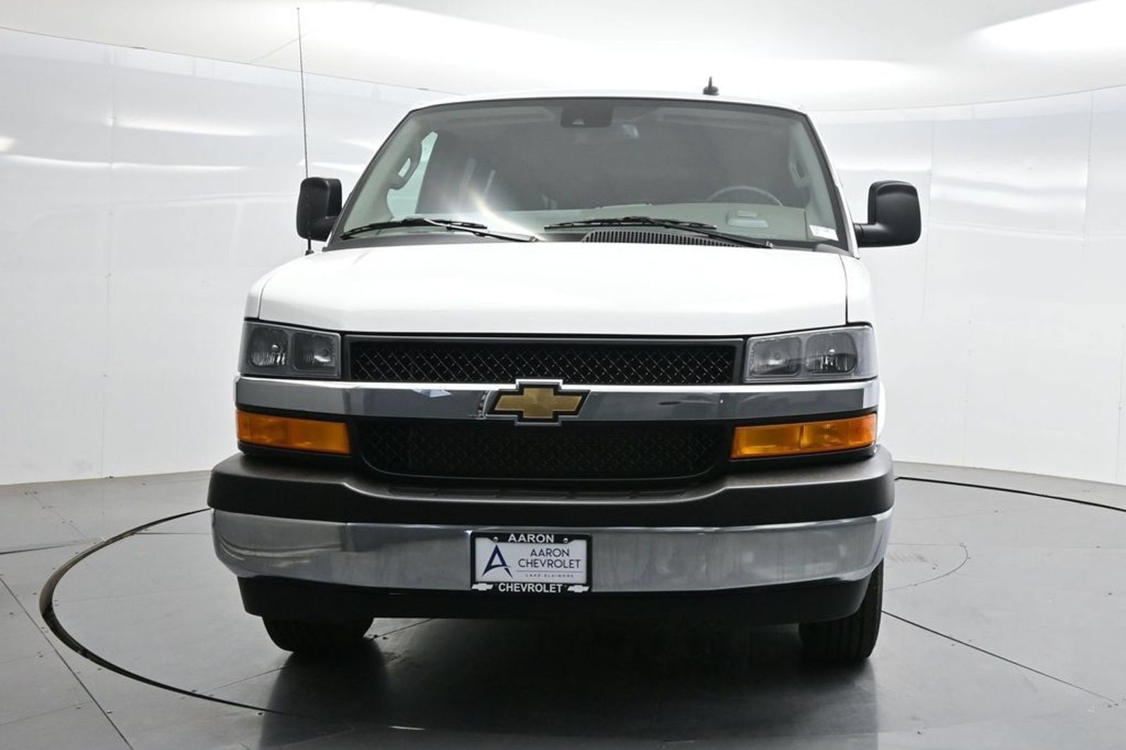 Used 2025 Chevrolet Express 3500 LT w/ LT Preferred Equipment Group RWD image 30