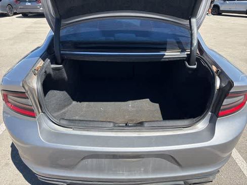 Used 2016 Dodge Charger SXT image 24