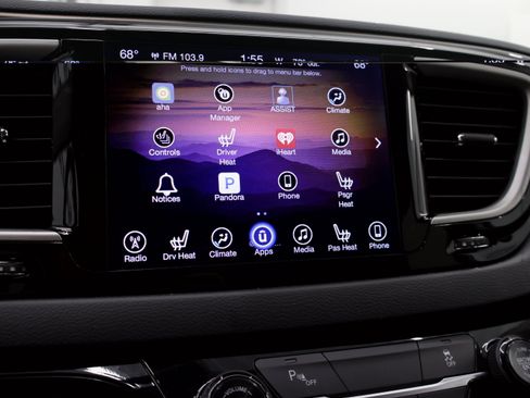 Used 2017 Chrysler Pacifica Touring-L FWD image 52