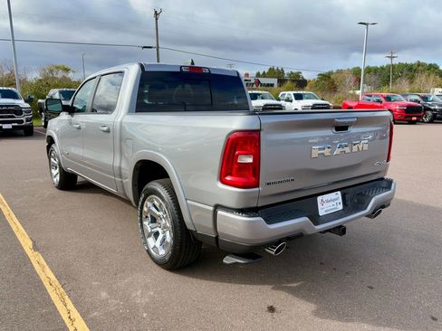 New 2026 RAM 1500 Big Horn AWD/4WD image 3