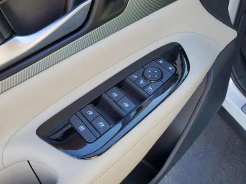 New 2026 Nissan Murano Platinum w/ Cargo Package image 24