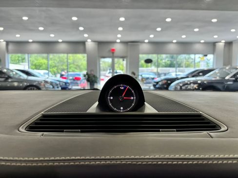 Used 2017 Porsche Panamera Turbo w/ Carbon Fiber Interior Package AWD/4WD image 30