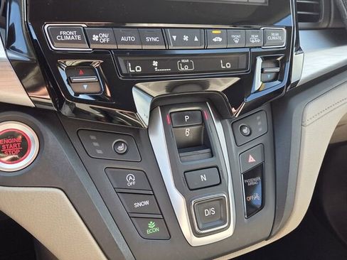 Used 2020 Honda Odyssey EX image 19