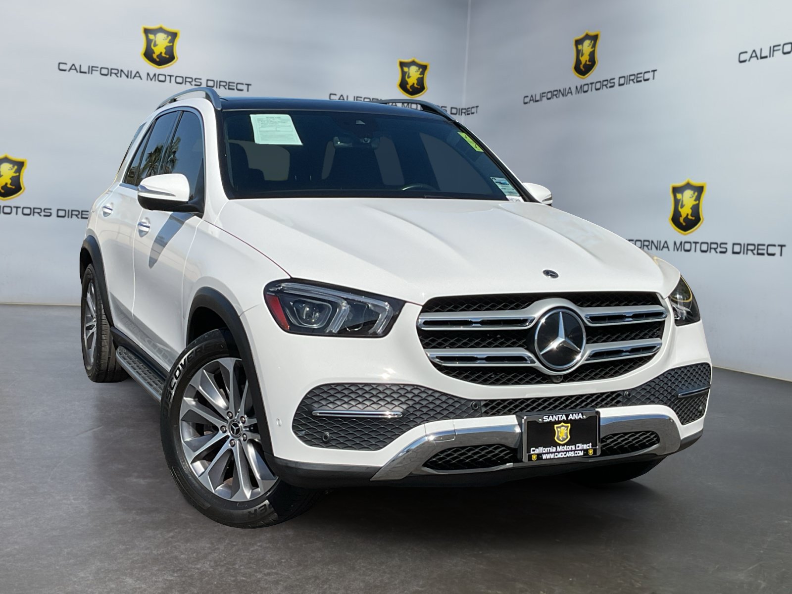 Used 2022 Mercedes-Benz GLE 350 4MATIC w/ Premium Package image 3