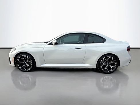 Used 2025 BMW 230i Coupe image 6