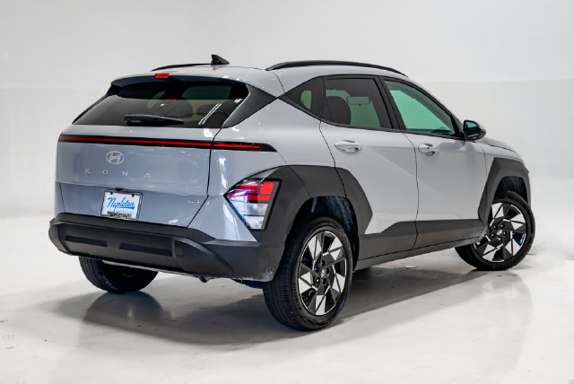 Used 2025 Hyundai Kona SEL AWD/4WD image 33