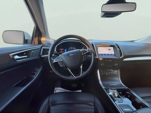 Used 2019 Ford Edge SEL w/ Equipment Group 201A AWD/4WD image 11
