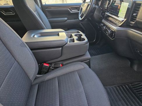 Used 2025 Chevrolet Silverado 1500 LT RWD image 20