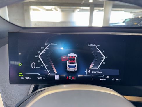 Used 2023 BMW iX xDrive50 w/ Premium Package image 24