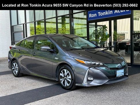 Used 2019 Toyota Prius Prime Advanced FWD image 1