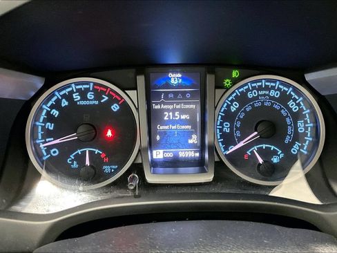 Used 2023 Toyota Tacoma SR5 RWD image 21