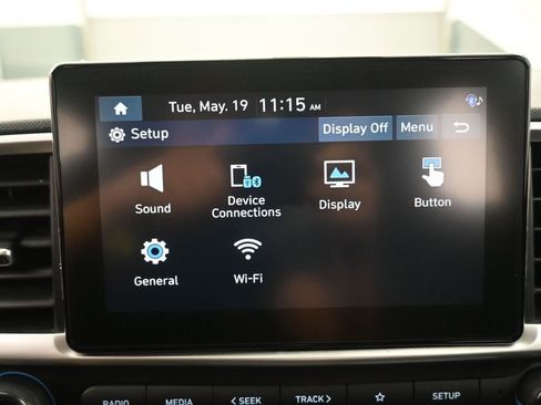 Used 2022 Hyundai Venue SE FWD image 12