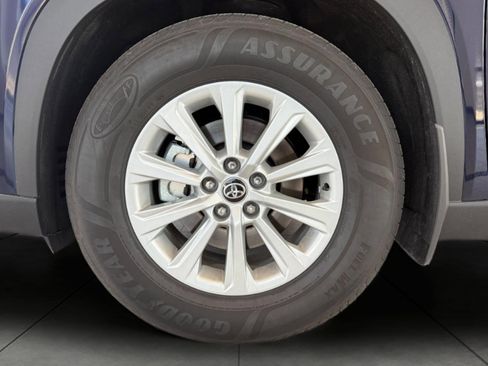 Used 2024 Toyota Grand Highlander AWD image 7