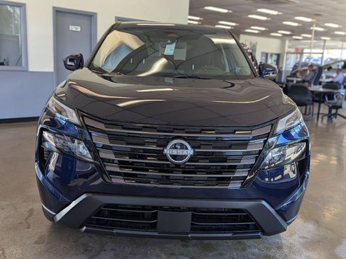 New 2026 Nissan Rogue SV w/ Cold Weather Package AWD/4WD image 13