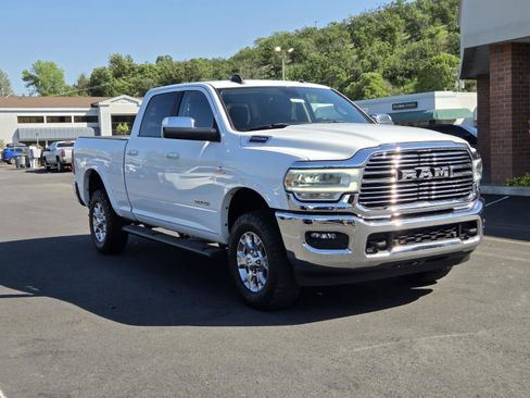 Used 2020 RAM 2500 Laramie AWD/4WD image 3