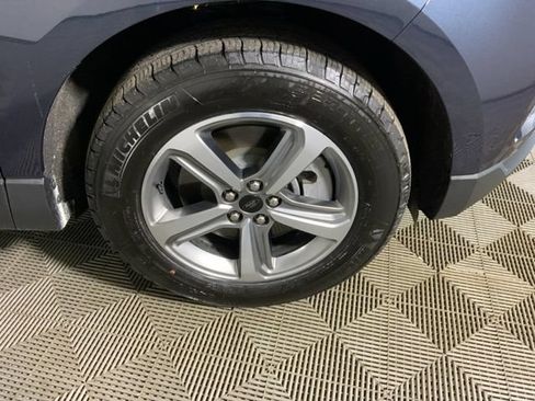 Used 2024 Ford Edge SEL w/ Convenience Package AWD/4WD image 36