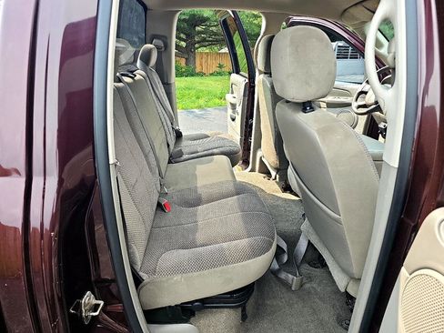 Used 2005 Dodge Ram 2500 Truck SLT w/ Quad Cab Big Horn Value Group image 16