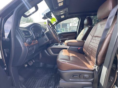 Used 2020 Nissan Titan Platinum Reserve w/ Moonroof Package AWD/4WD image 14