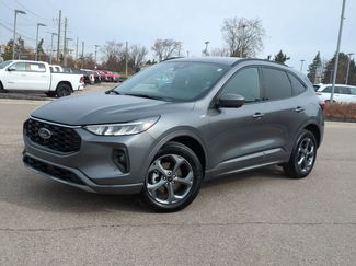 Used 2024 Ford Escape ST-Line Select w/ Tech Pack #2 video 1