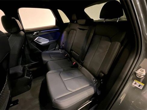 Used 2024 Audi Q3 2.0T Premium Plus image 27