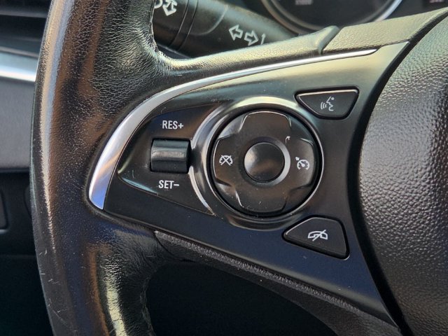 Used 2021 Buick Enclave Essence w/ Sport Touring Edition FWD image 26