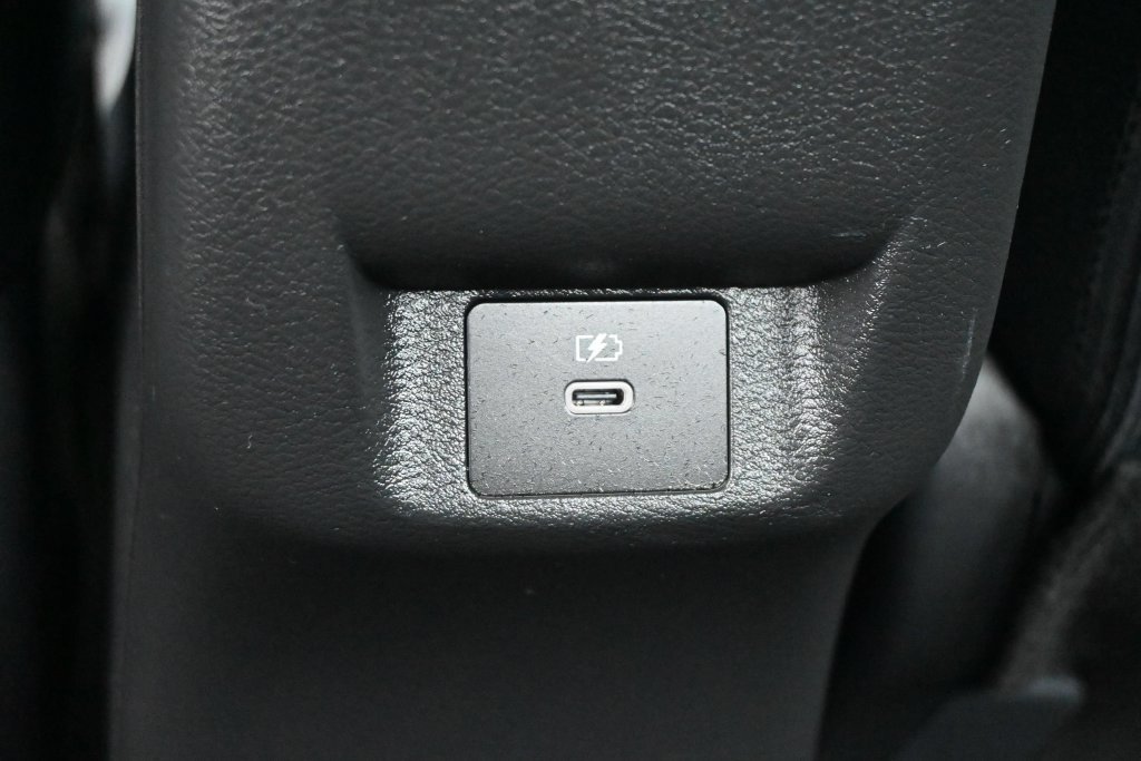 Used 2024 Nissan Versa SV w/ Trunk Package FWD image 16