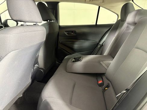 Used 2023 Toyota Corolla LE FWD image 33