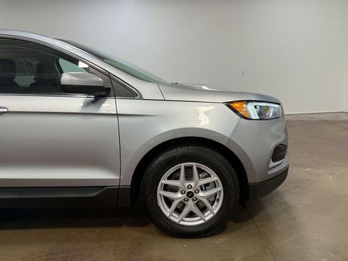 Used 2024 Ford Edge SEL image 31