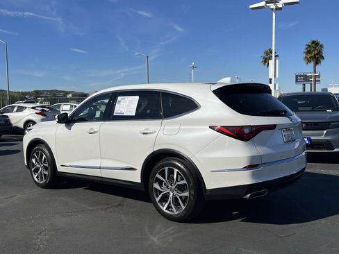 Used 2023 Acura MDX FWD w/ Technology Package image 3