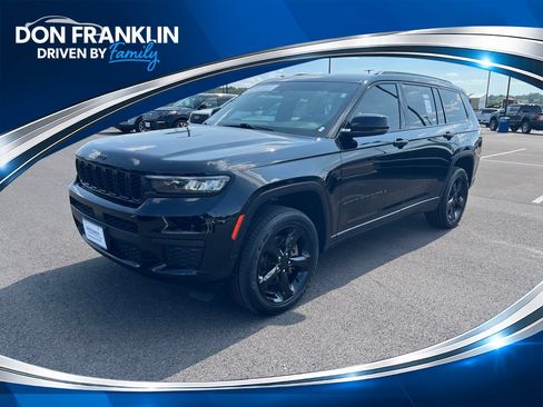 Used 2023 Jeep Grand Cherokee L Laredo AWD/4WD image 1