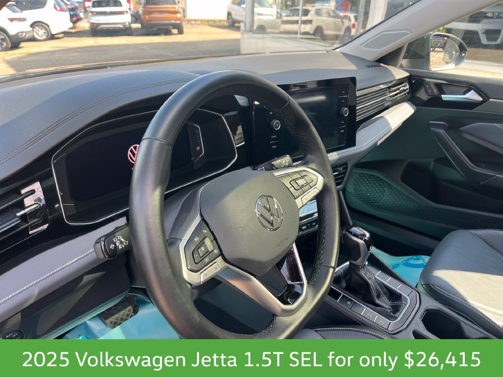 Used 2025 Volkswagen Jetta SEL FWD image 21