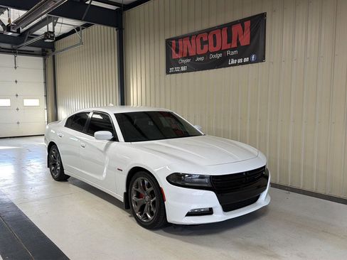 Used 2015 Dodge Charger R/T w/ Plus Group image 4