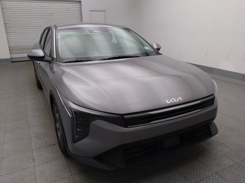 Used 2025 Kia K4 FWD image 14