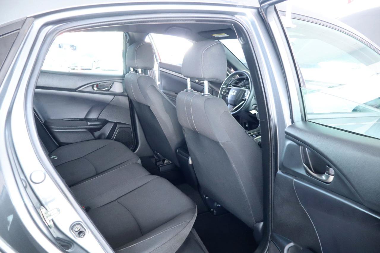 Used 2018 Honda Civic Sport image 33