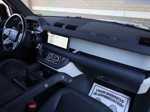 Used 2020 Land Rover Defender 110 S image 32