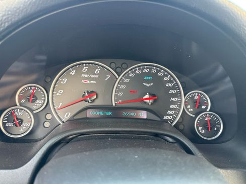 Used 2006 Chevrolet Corvette Z06 w/ Preferred Equipment Group RWD image 11