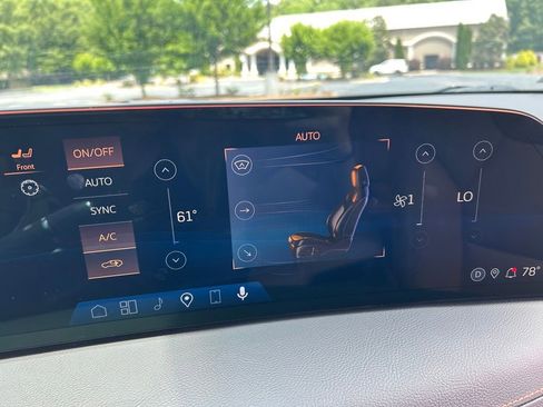 Used 2025 Cadillac CT5 Premium Luxury RWD image 29
