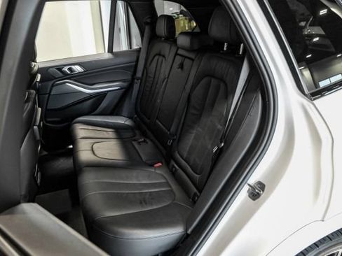 Used 2020 BMW X5 M50i w/ Premium Package AWD/4WD image 35