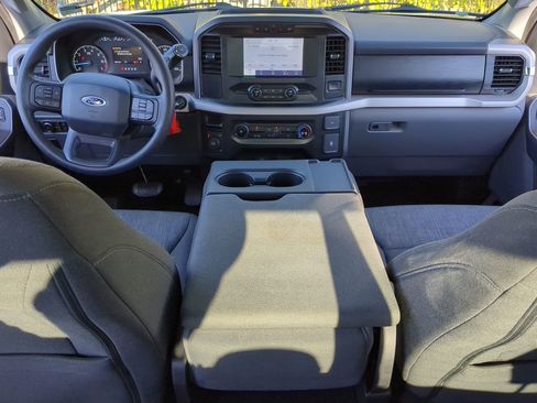 Used 2021 Ford F150 XLT image 14