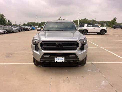 Used 2024 Toyota Tacoma SR5 RWD image 7