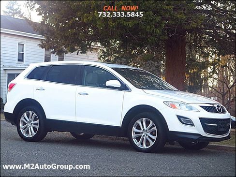 Used 2011 MAZDA CX-9 Grand Touring w/ Moonroof & Bose Audio Pkg image 6