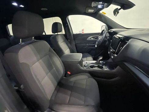 Used 2022 Chevrolet Traverse LT AWD/4WD image 29