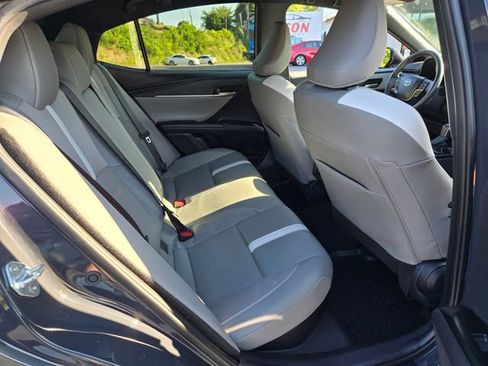 Used 2025 Toyota Camry SE w/ Convenience Package FWD image 24