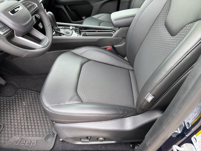 New 2026 Jeep Compass Latitude AWD/4WD image 11