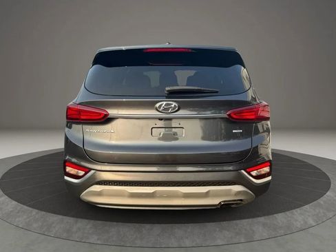 Used 2020 Hyundai Santa Fe SE image 9