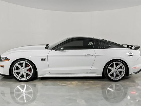 Used 2019 Ford Mustang GT Premium w/ Equipment Group 401A RWD image 7