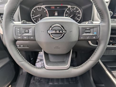New 2026 Nissan Rogue SV AWD/4WD image 19